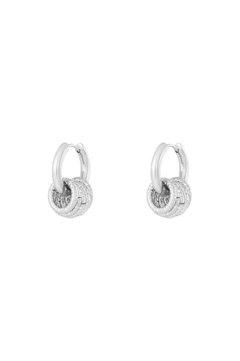 Put a Ring On It earrings