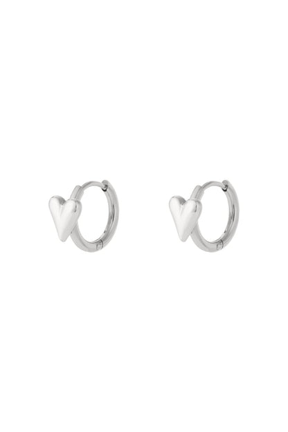 Hoop with mini heart earrings