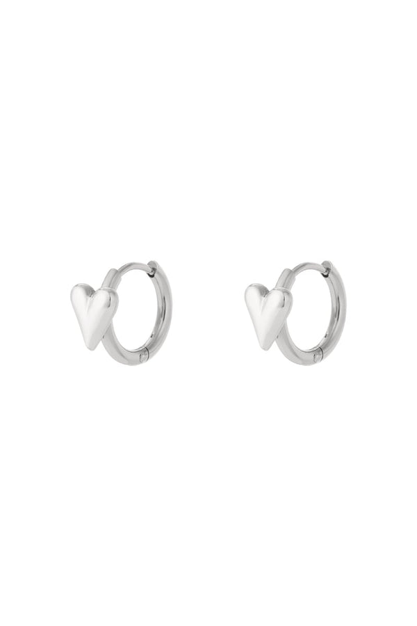 Hoop with mini heart earrings