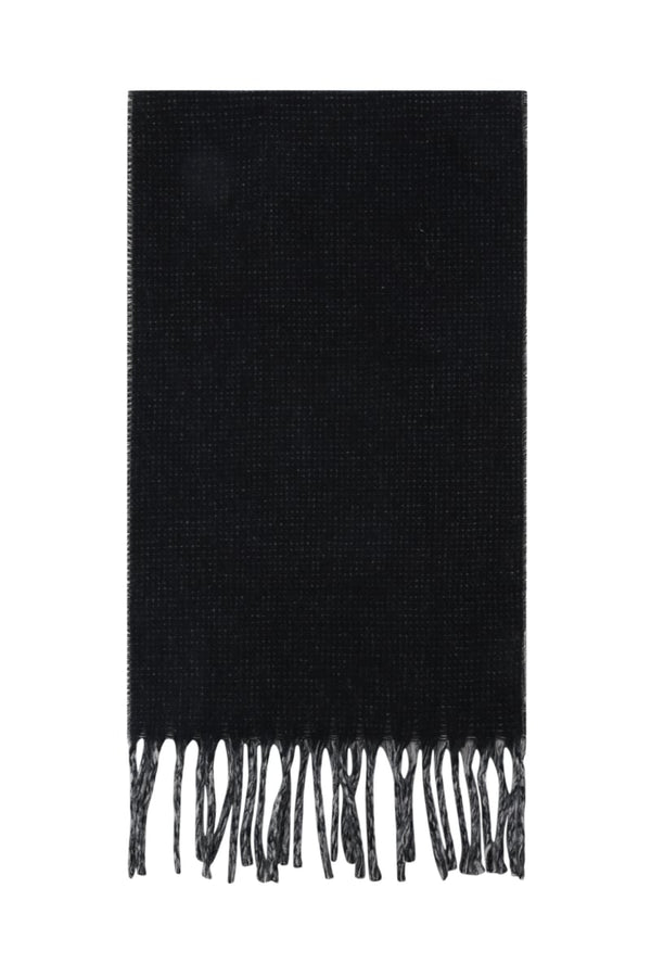 Plain scarf